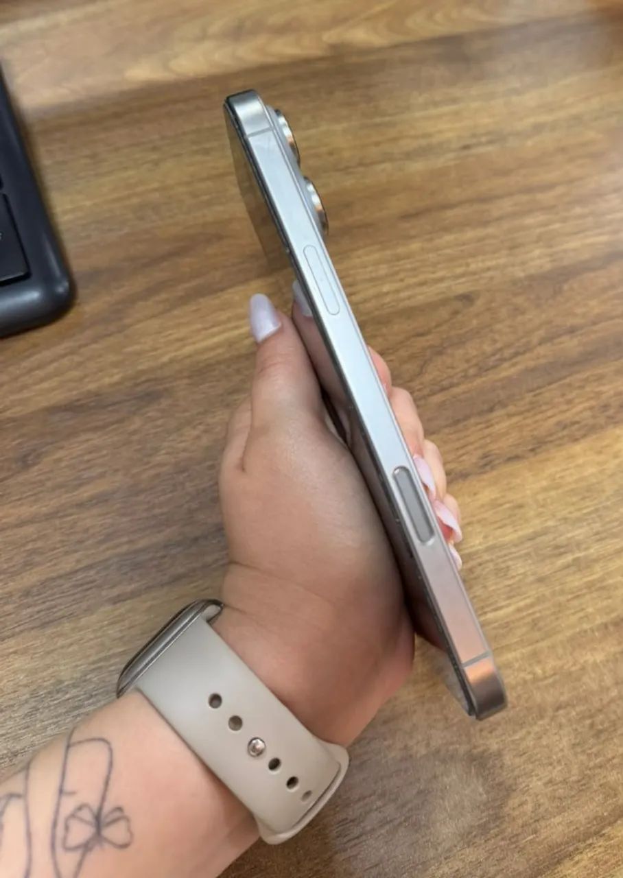 IPHONE 16 PRO MAX 256GB - Foto 3