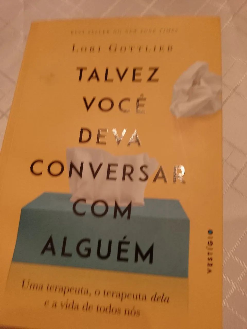 Livro Talvez você deva conversar com alguém 