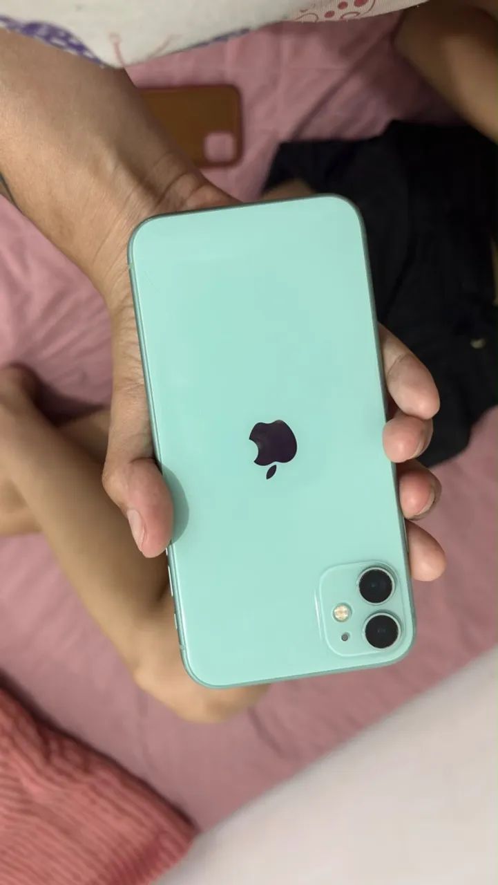 iphone 11/ 64gb - Foto 3