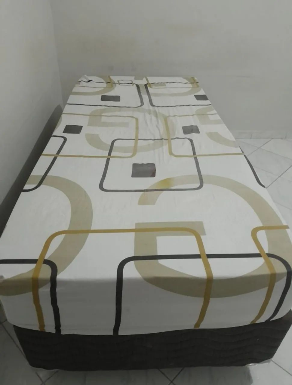 Cama Solteiro composta por base + colchão. - Foto 3