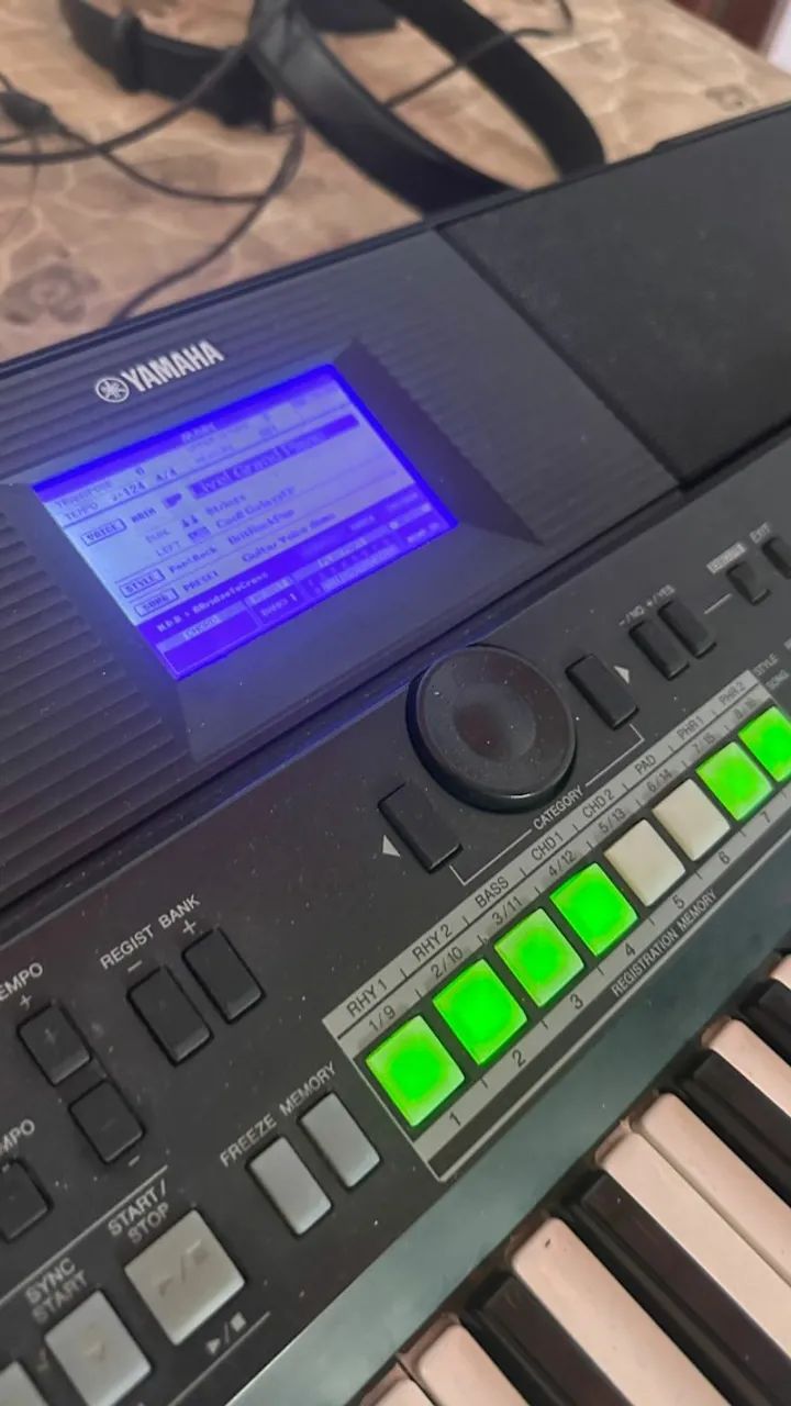 teclados psr 2100