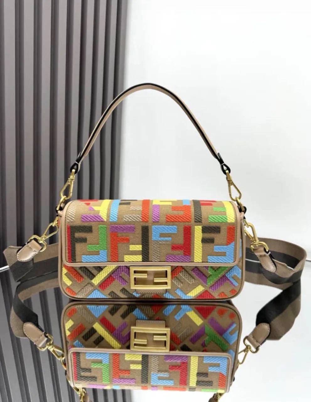 Bolsa fendi 