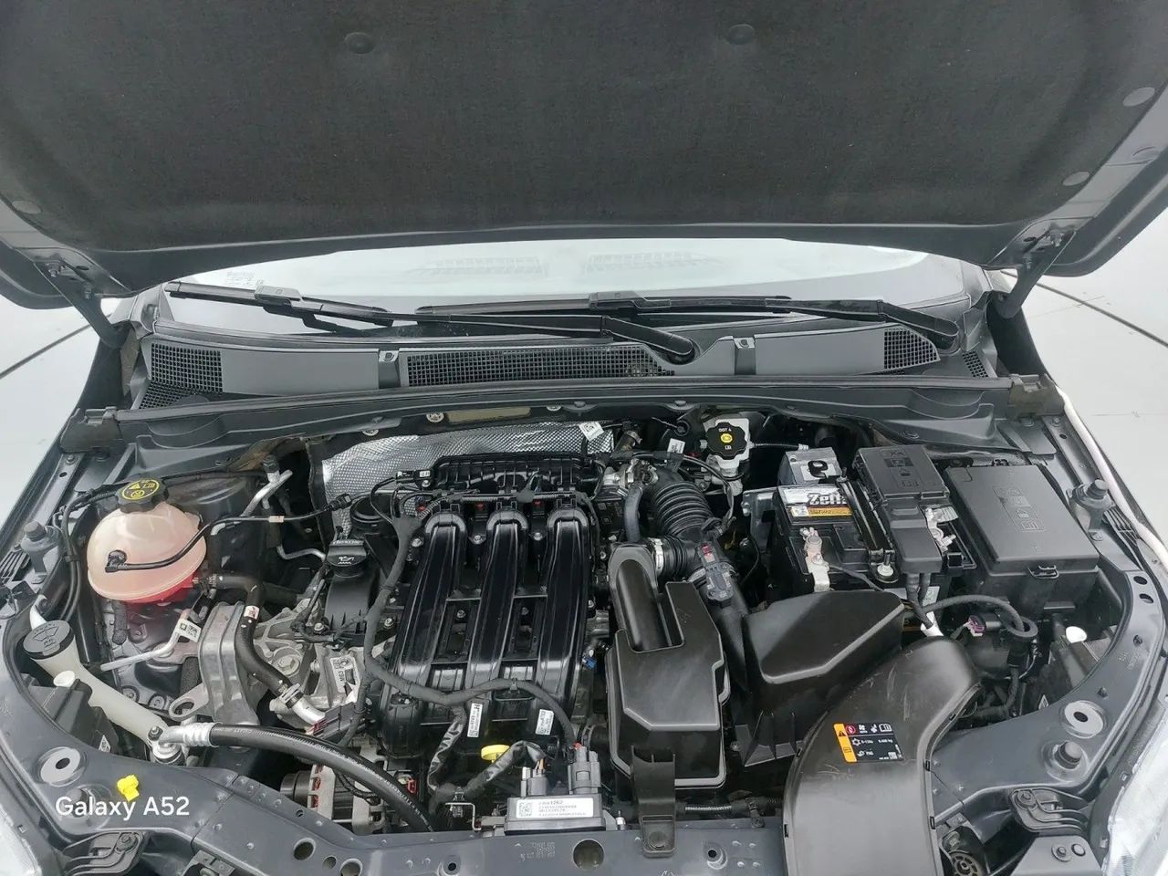 Chevrolet Onix Hatch 1.0 12V Flex Mec. 4P, foto 10 de 18