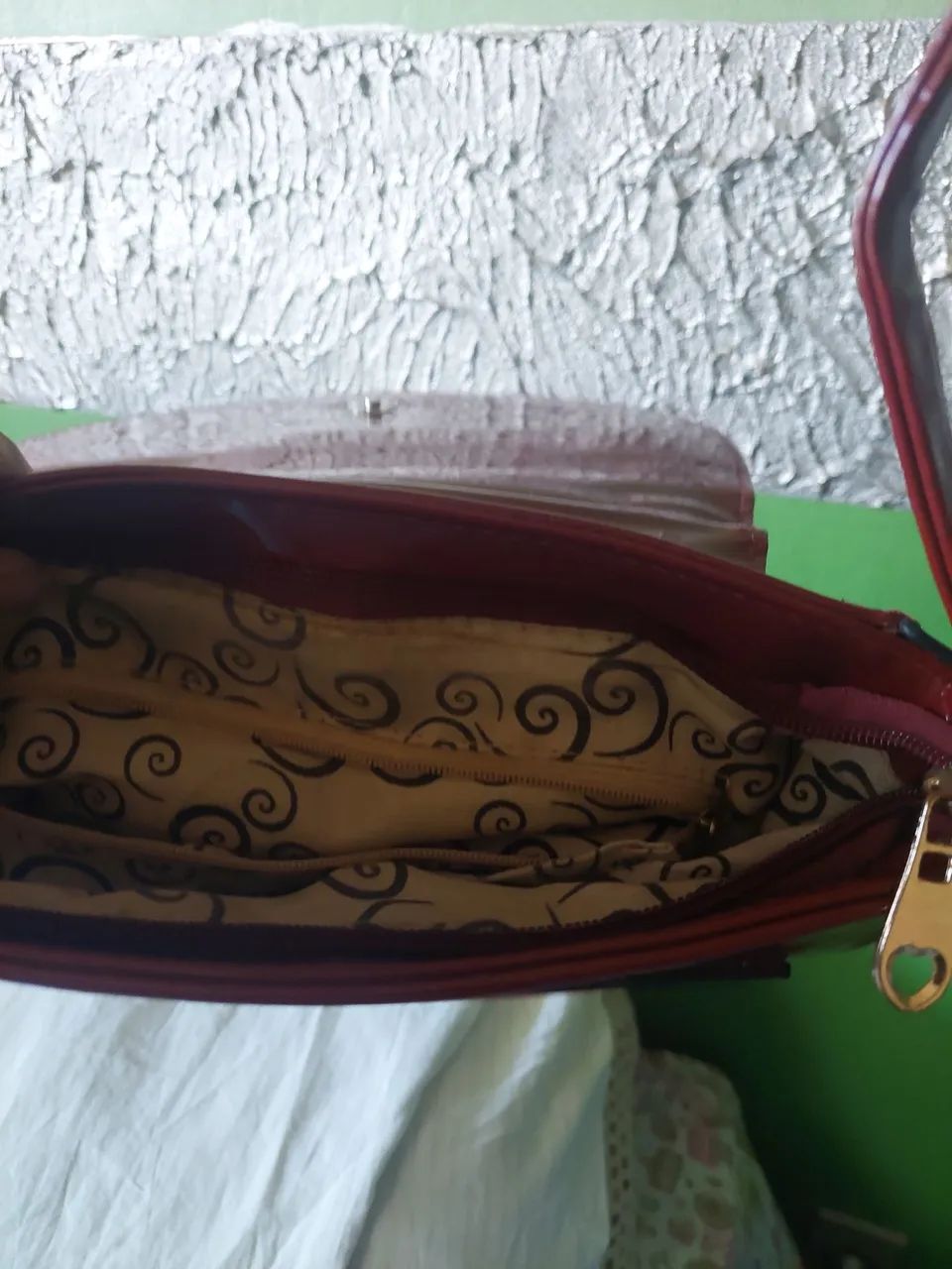 LIQUIDAÇÃO!! Bolsa Fem cor vinho - Foto 4