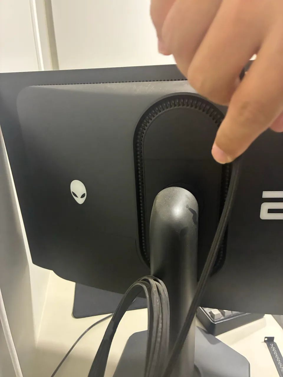 Monitor Dell Alienware de 27 Gamer QD-OLED - AW2725DF - Foto 3