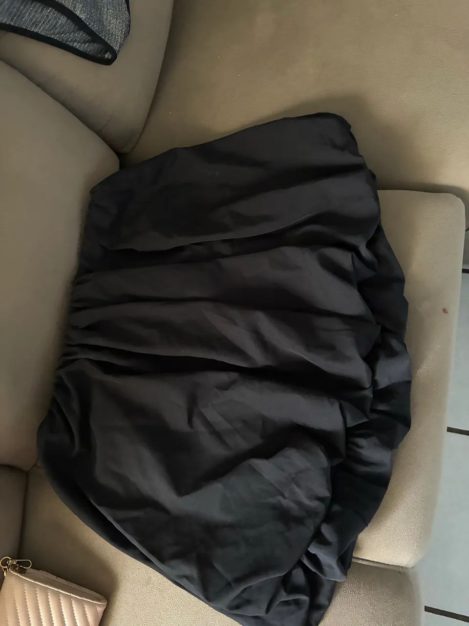Saia balonê preta 