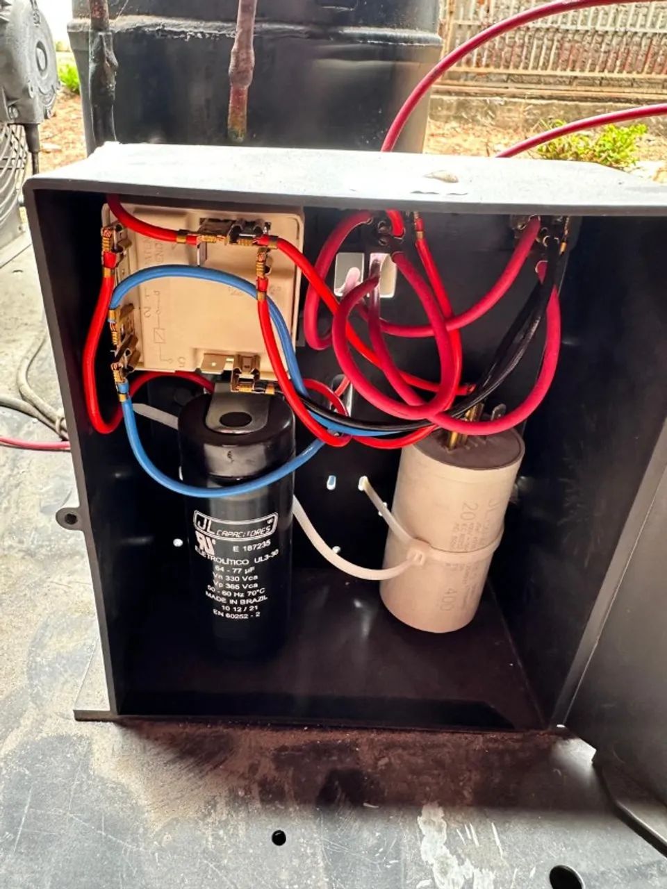 Unidade Condensadora Elgin 1HP Usada funcionando em perfeito estado - Foto 5