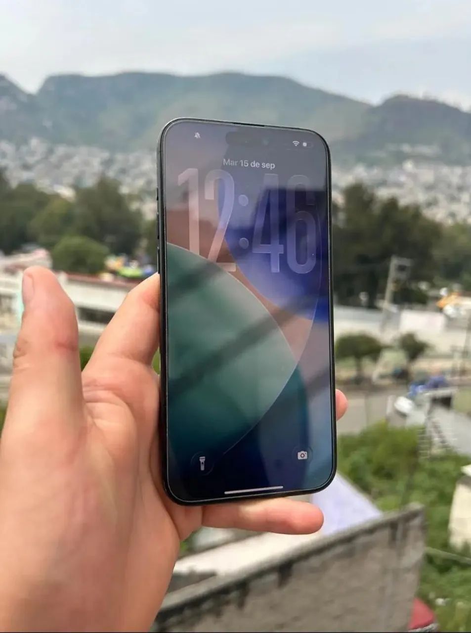 iPhone 14 pro Max pra sair logo 