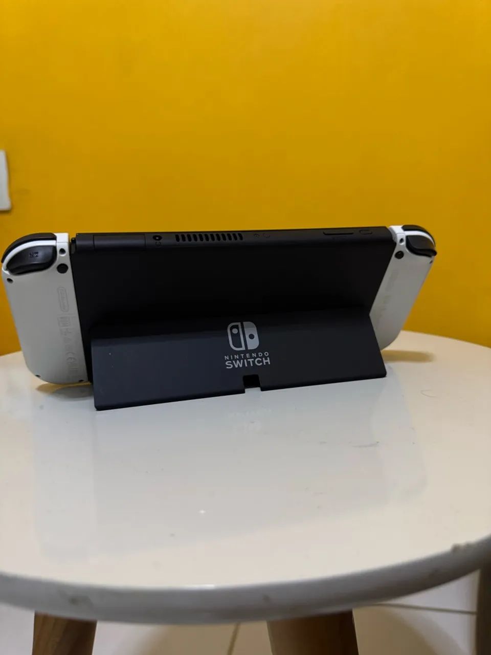 Nintendo switch oled branco pouquíssimo usado como novo - Foto 2