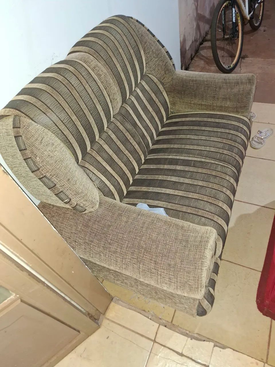 Dois sofas  - Foto 4