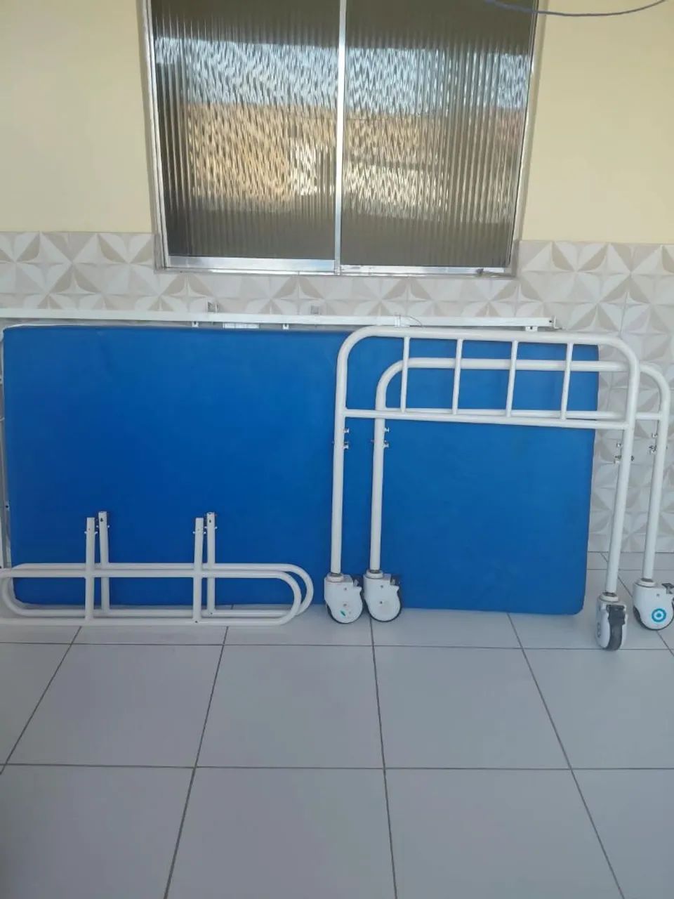 Cama Hospitalar + Colchão
