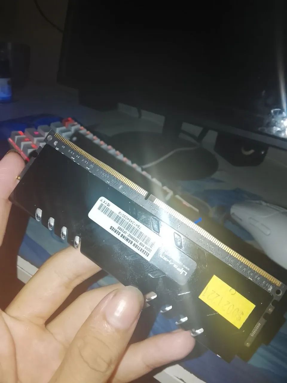 MEMÓRIA RAM DDR 1x8GB 