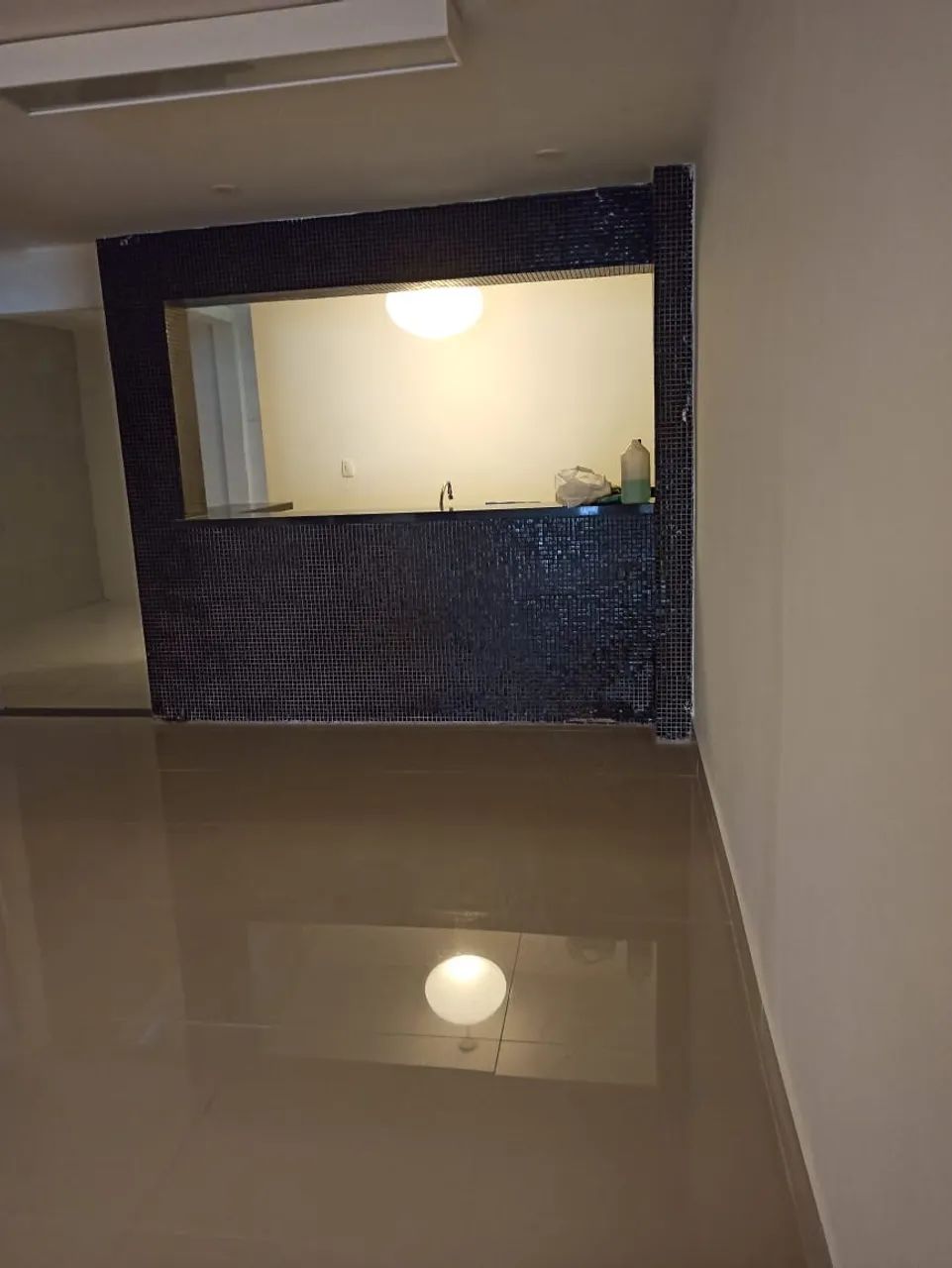 Locação de prédio comercial com salas espaçosas - Foto 5