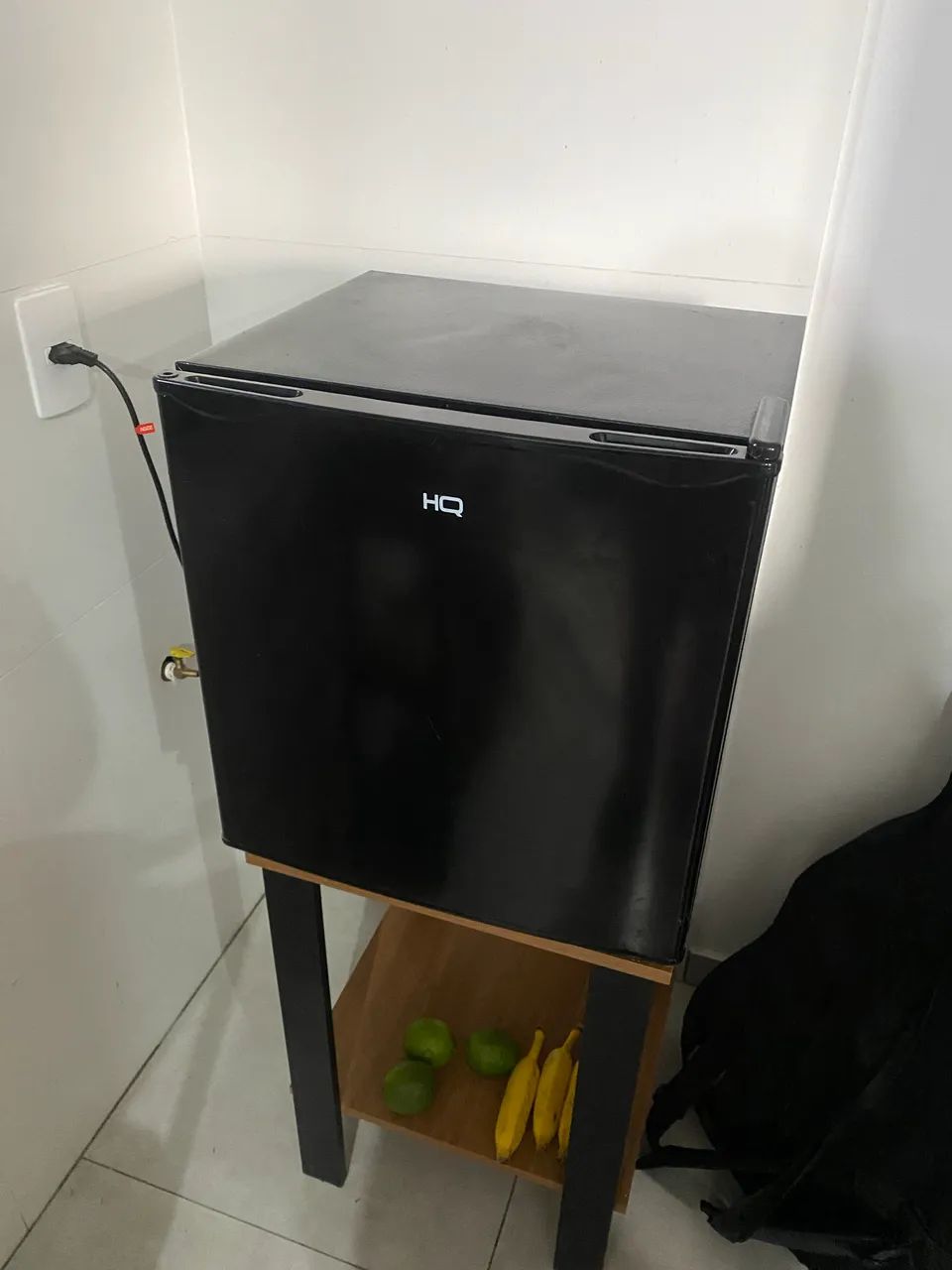 Frigobar HQ Preto - Gelando Perfeitamente