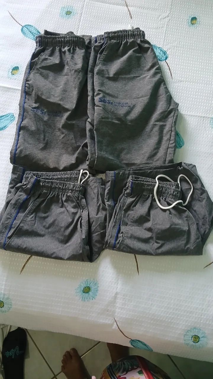 Uniforme Sesi 4 camisas, 2 bermudas e 2 calças por 100,00 - Foto 2