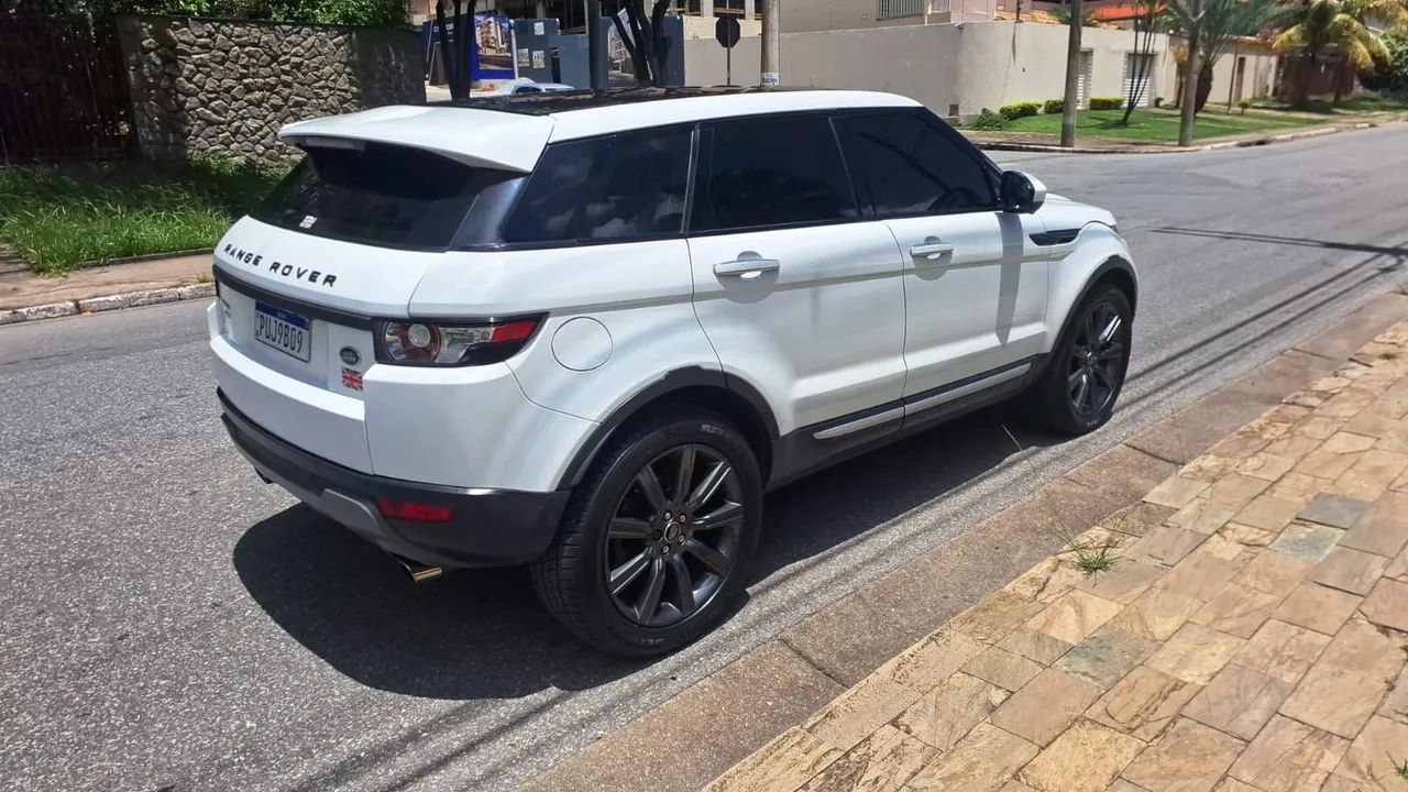 Land Rover Range Rover Evoque Prestige Tech 2.0 AUT 5P 2014
