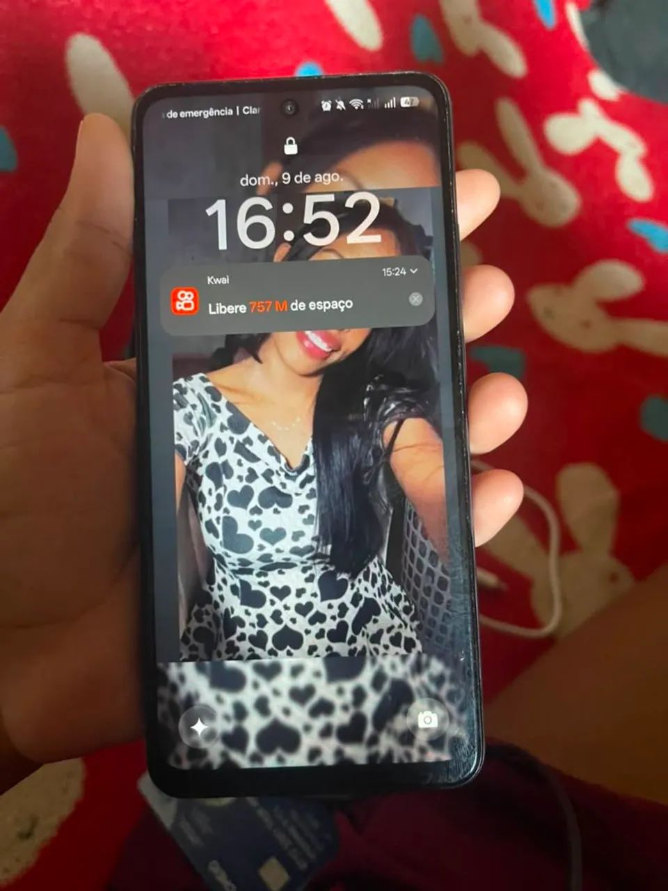 Realme 75x a prova d água 