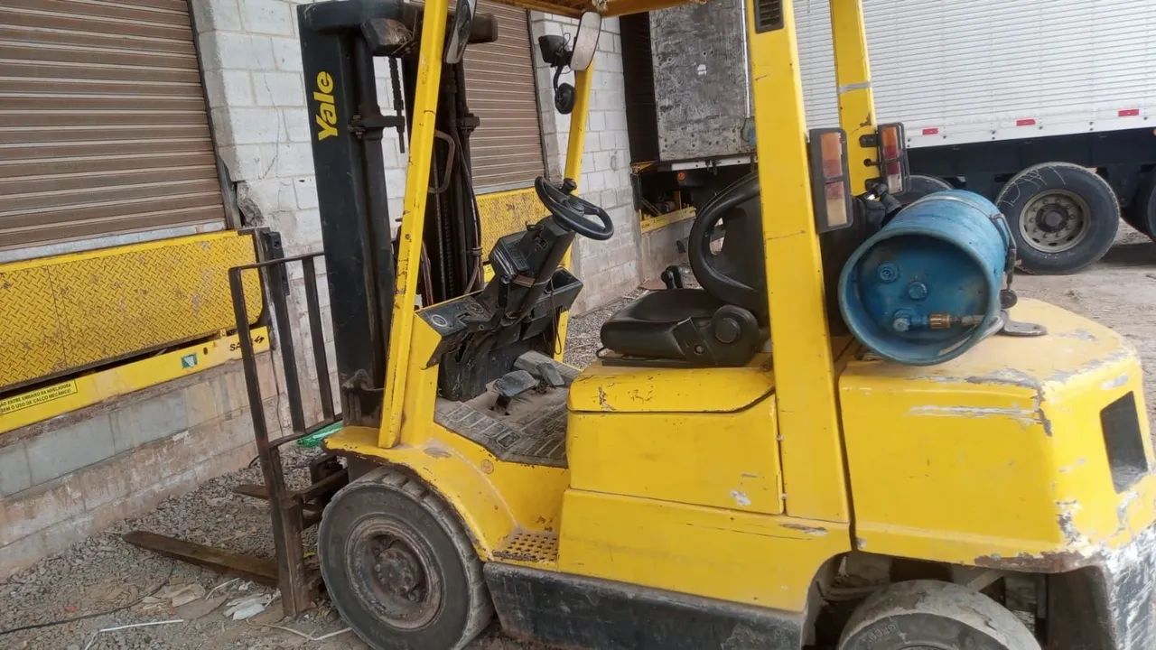 VENDE-SE EMPILHADEIRA  - Foto 3