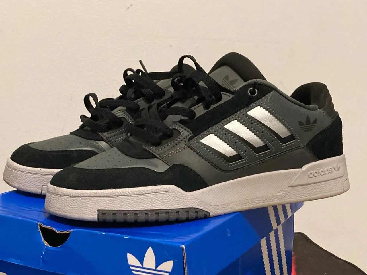 TÊNIS ADIDAS DROP STEP LOW 2.0 - Foto 2