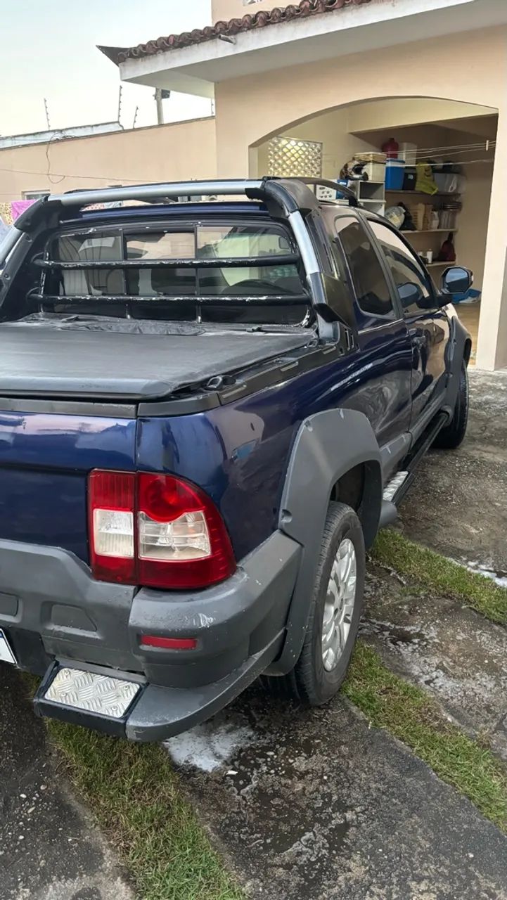 Fiat Strada Adventure1.8/ 1.8 Locker Flex CD 2010 - Foto 3