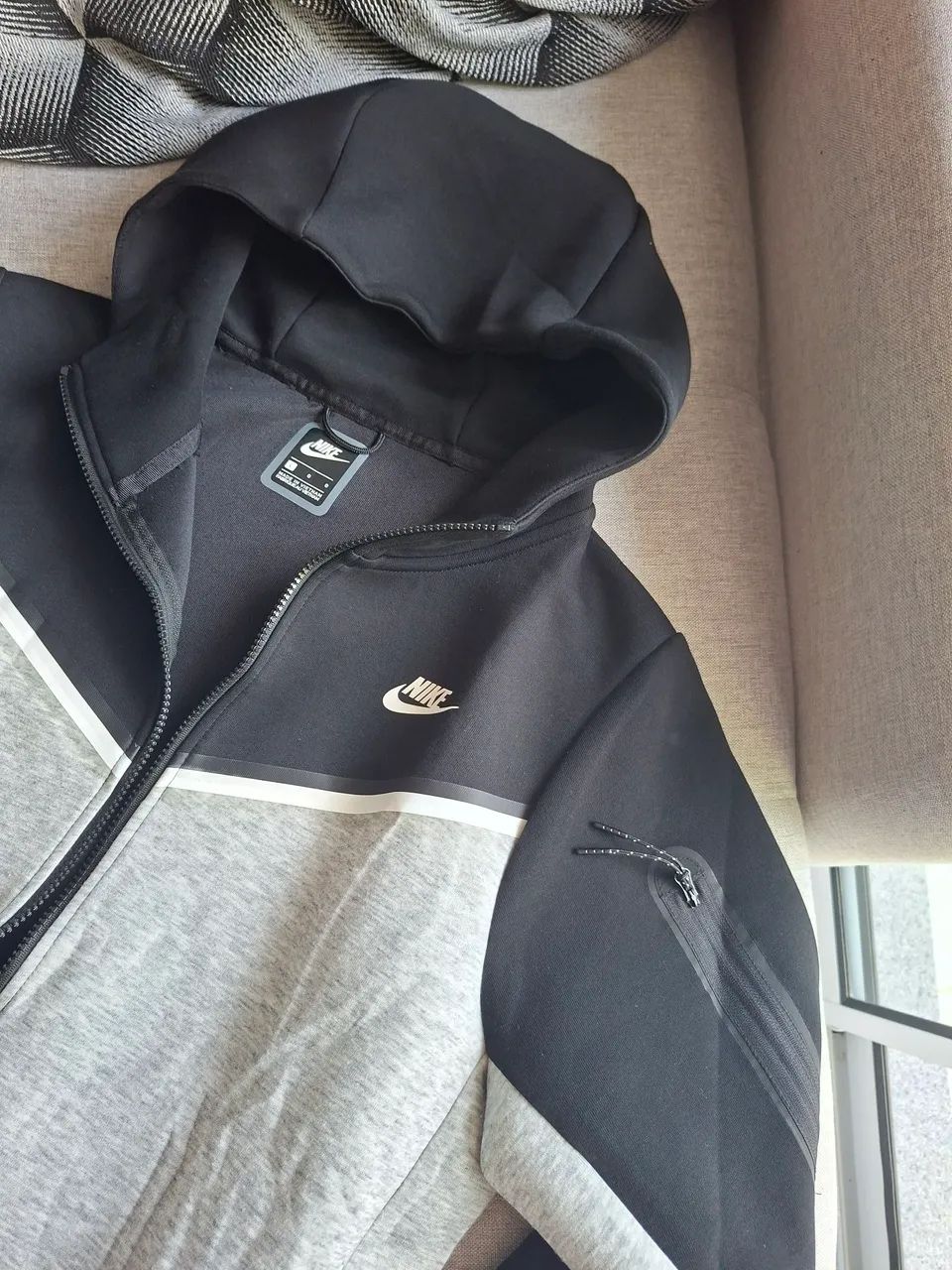 Agasalho Nike Tech Tamanho G - Foto 2