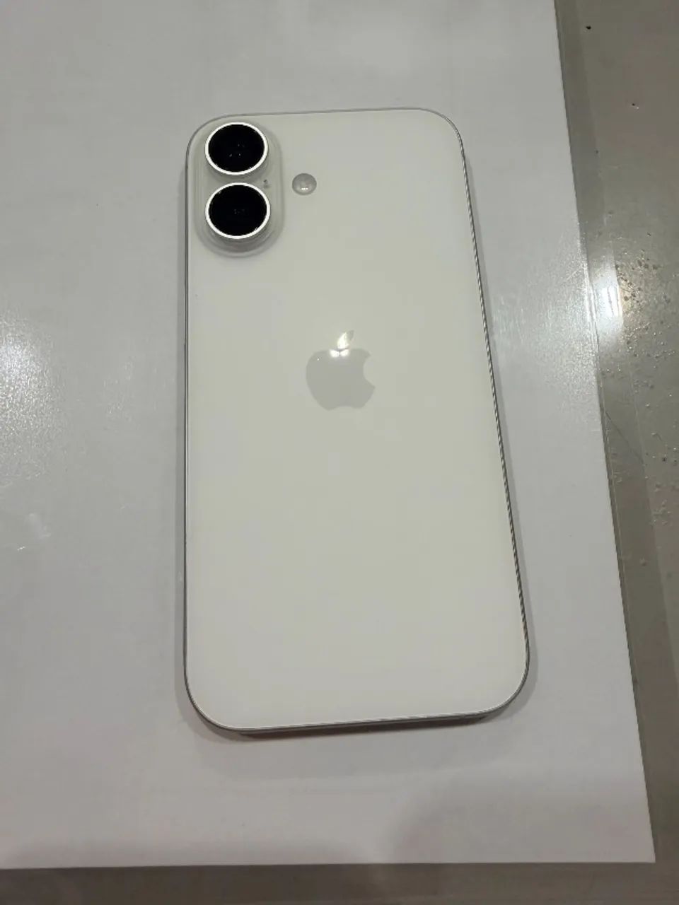 iPhone 16 128gb branco  - Foto 3