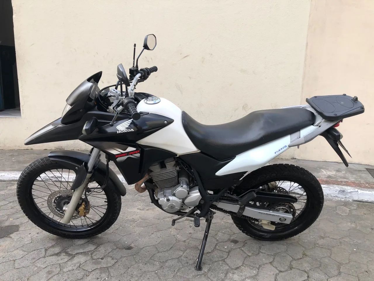 Xre 300