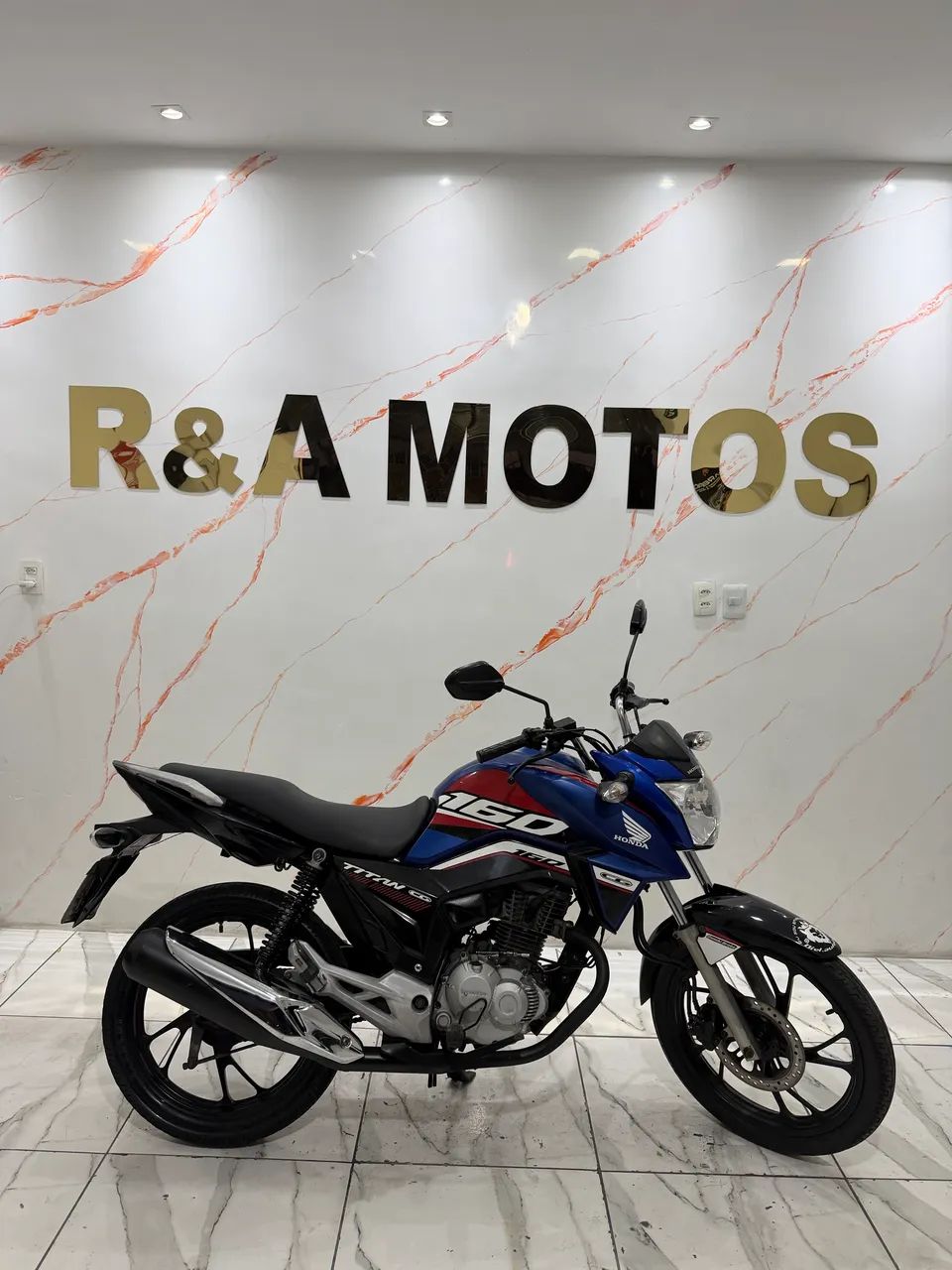 VENDO TITAN 2018 - Foto 3