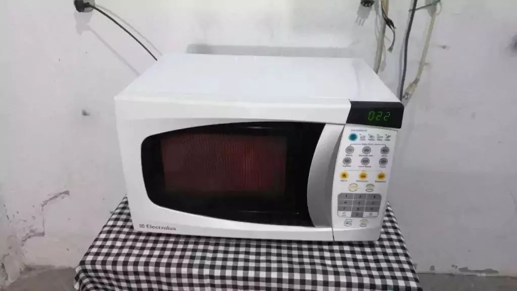 Microondas Electrolux 20 litros 