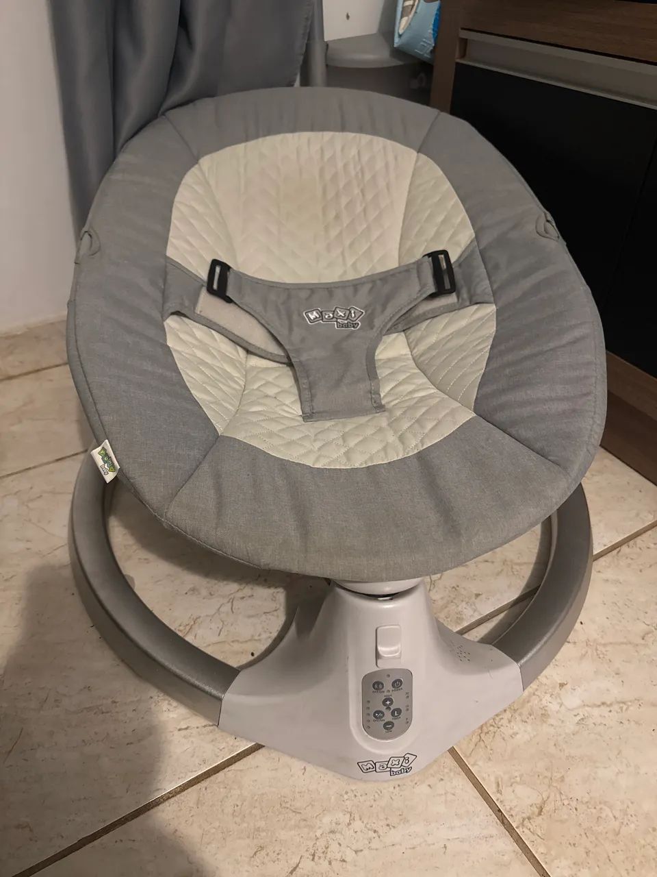 Cadeira de balanço e descanso Bebê 