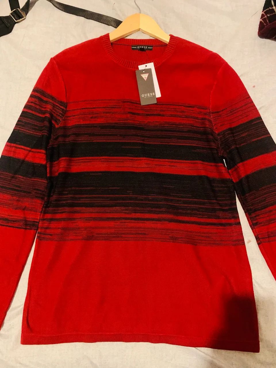 Camiseta nova da Guess TAM P linda  - Foto 2