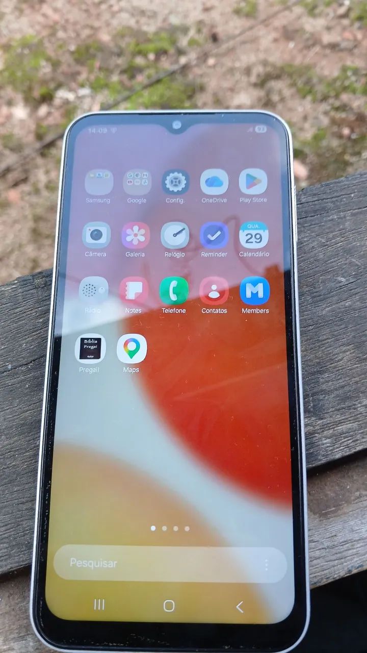 Vende se um celular A 14