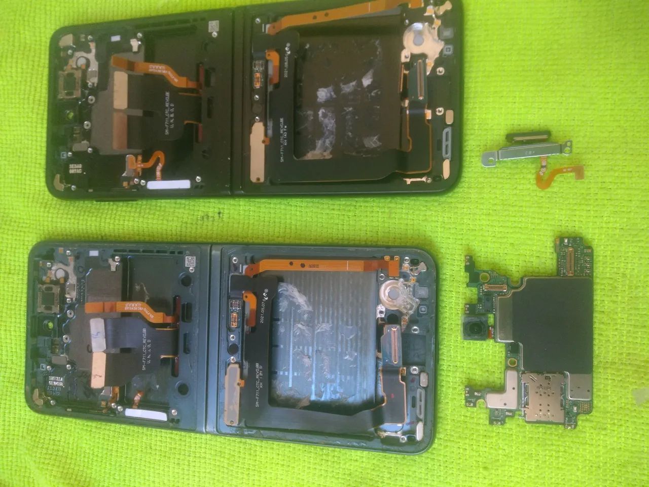 Placa mãe e carcaça zflip 3 LER O ANÚNCIO  - Foto 3