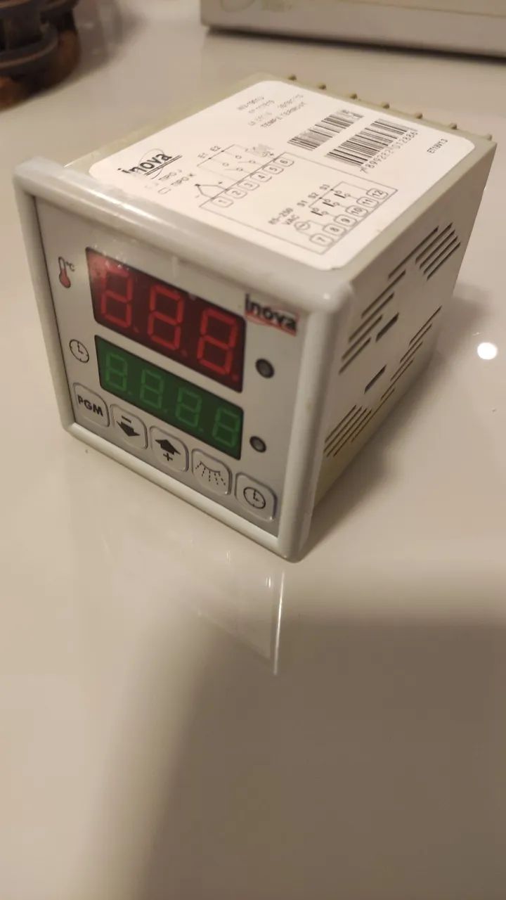 Controlador de temperatura - Foto 2
