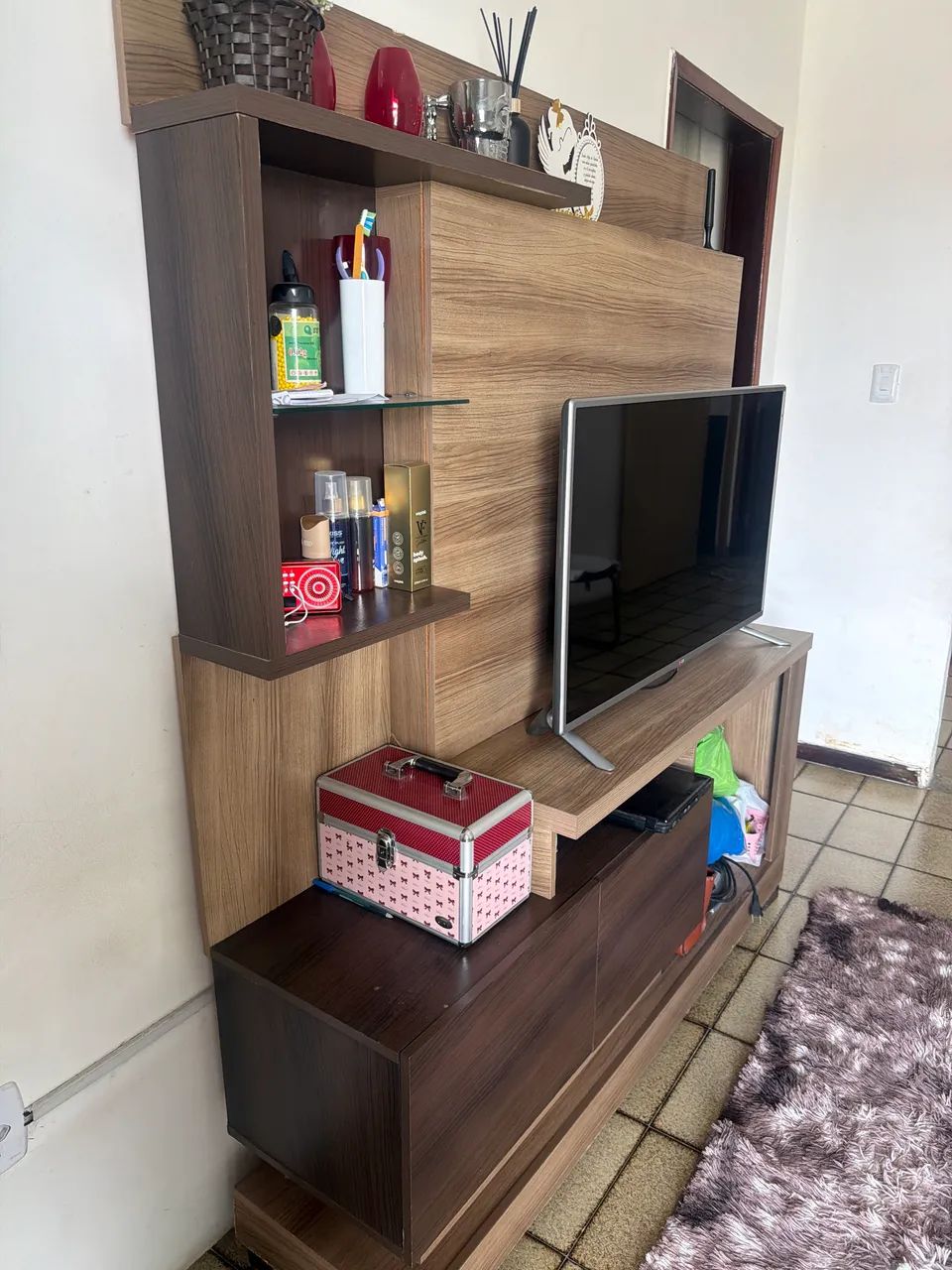 Estante para sala com tapete  - Foto 2