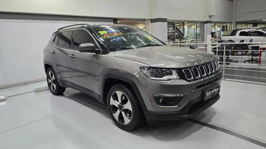 Jeep Compass Longitude 2.0 4X2 Flex 16V Aut. 2018 - Foto 4