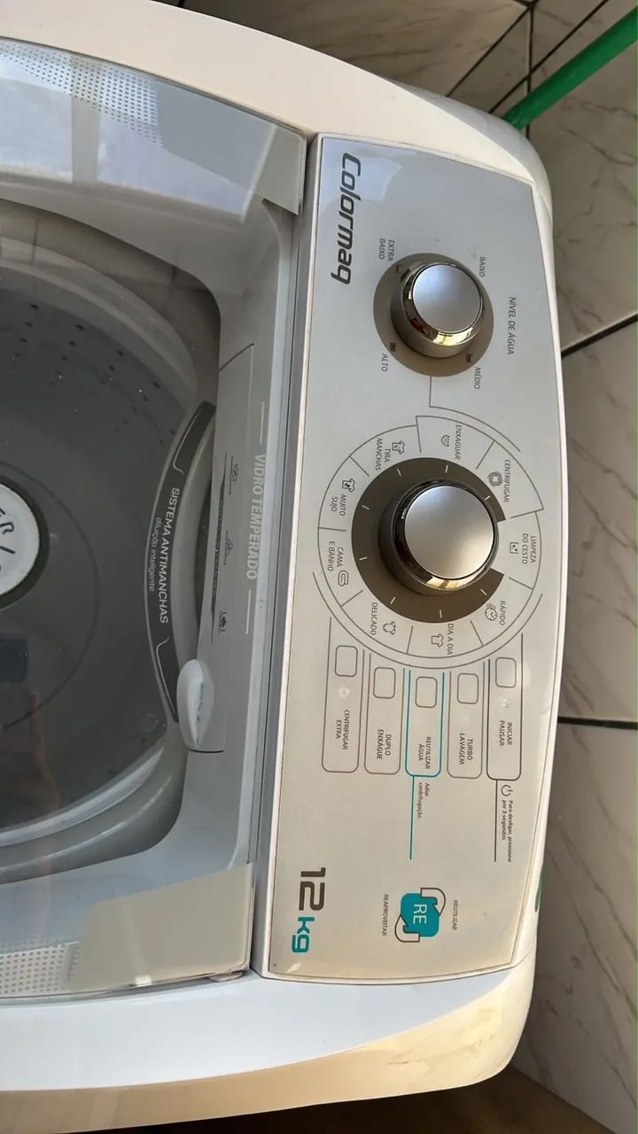 Máquina de lavar estragada 