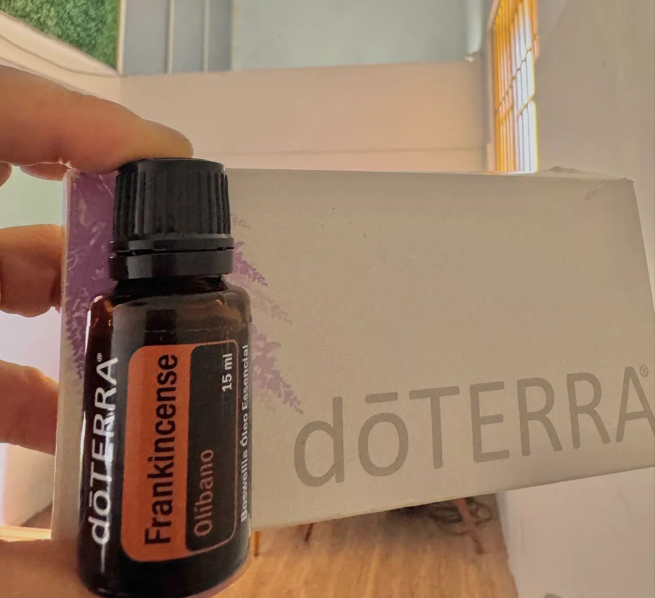 Óleo essencial Doterra Frankincense 15ml - Beleza e Cuidados