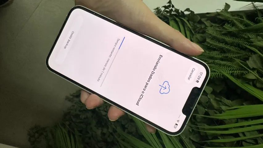 iPhone 13 128GB Prata - desbloqueado, aceita qualquer operadora - Foto 3