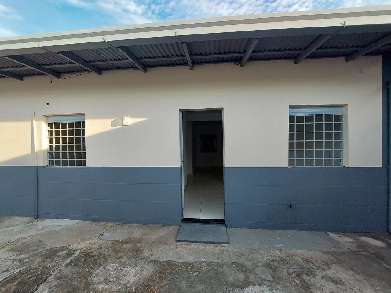 Alugo apartamento no tancredo neves