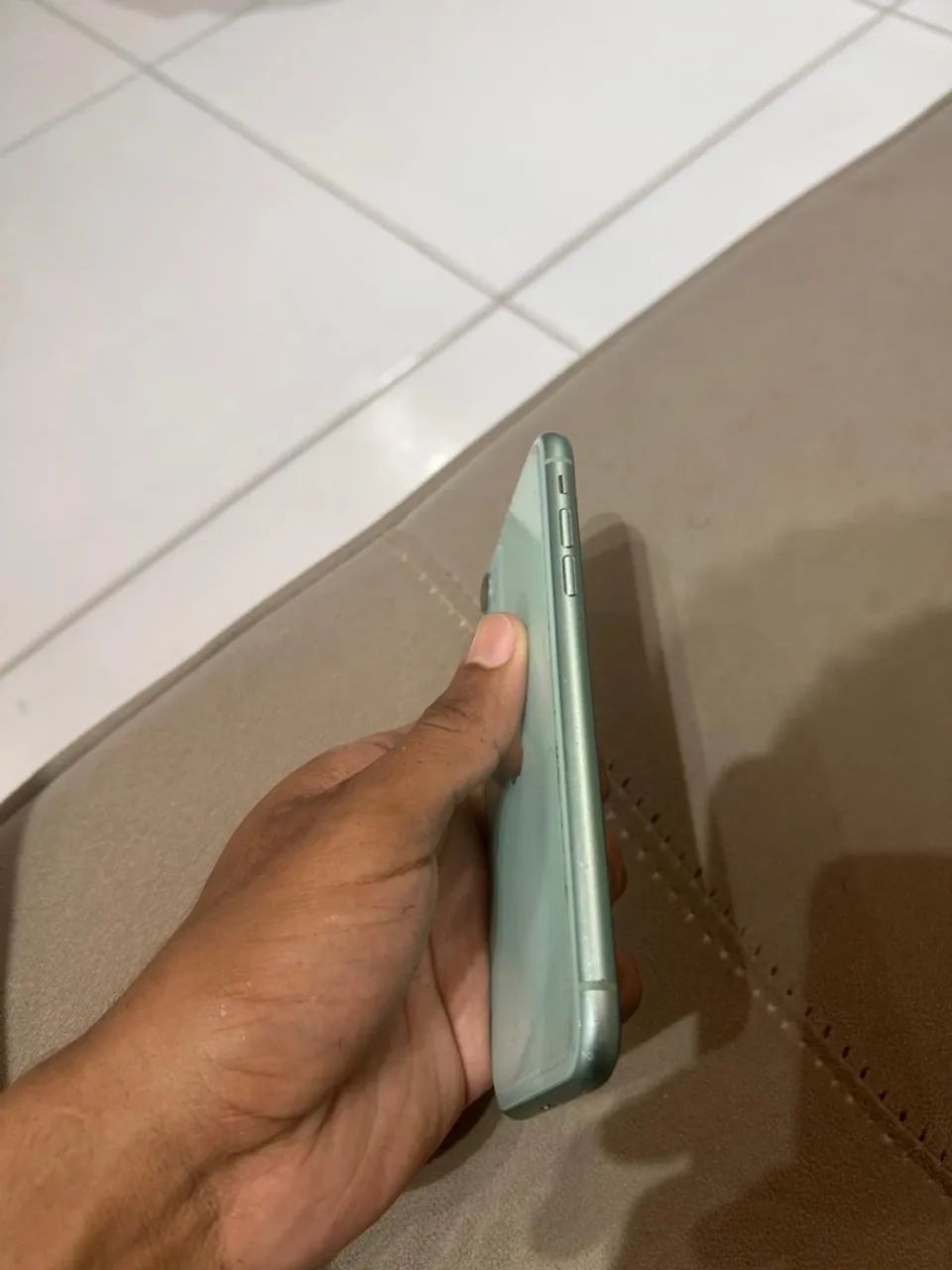 Iphone 11 128GB- nunca aberto! Ótimo estado - Foto 4