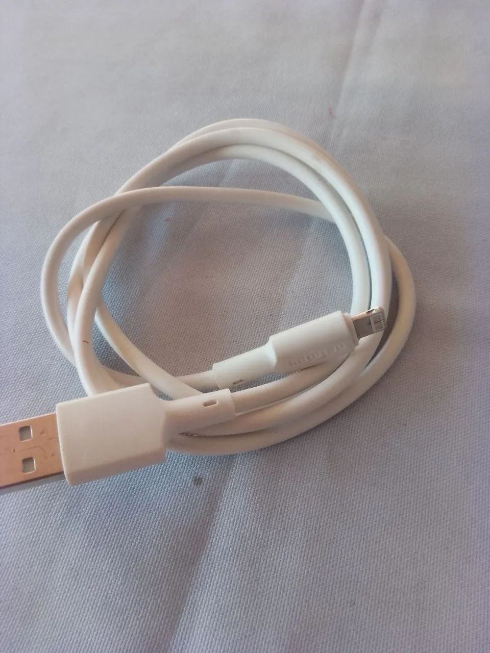 Vendo cabo.iphone.entrada.p/USB.zap. *