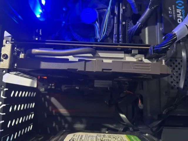 GTX 1660 SUPER - Foto 2