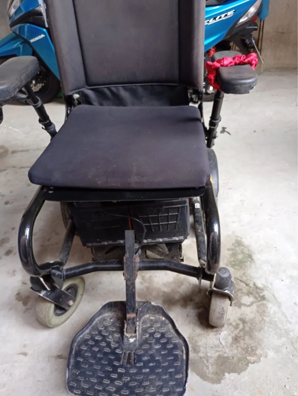 Cadeira de rodas motorizada otobras - Foto 2