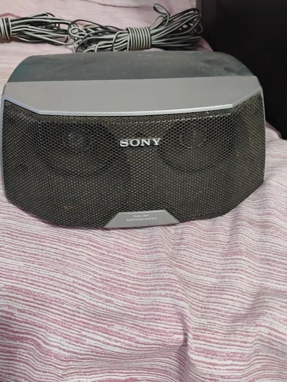 Duas Caixas sony Surround Sound. - Foto 4
