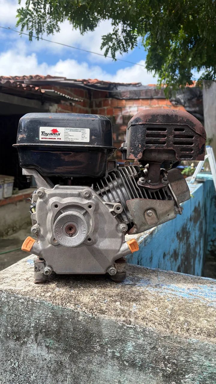 MOTOR TOYAMA 6HP - Foto 2
