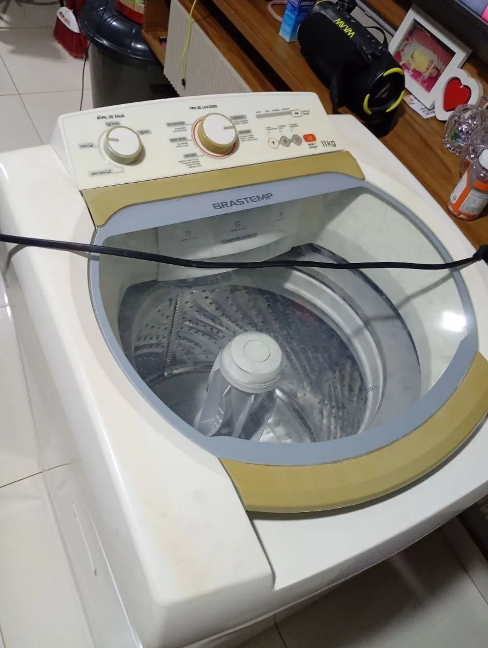 uma máquina de lavar - Foto 4
