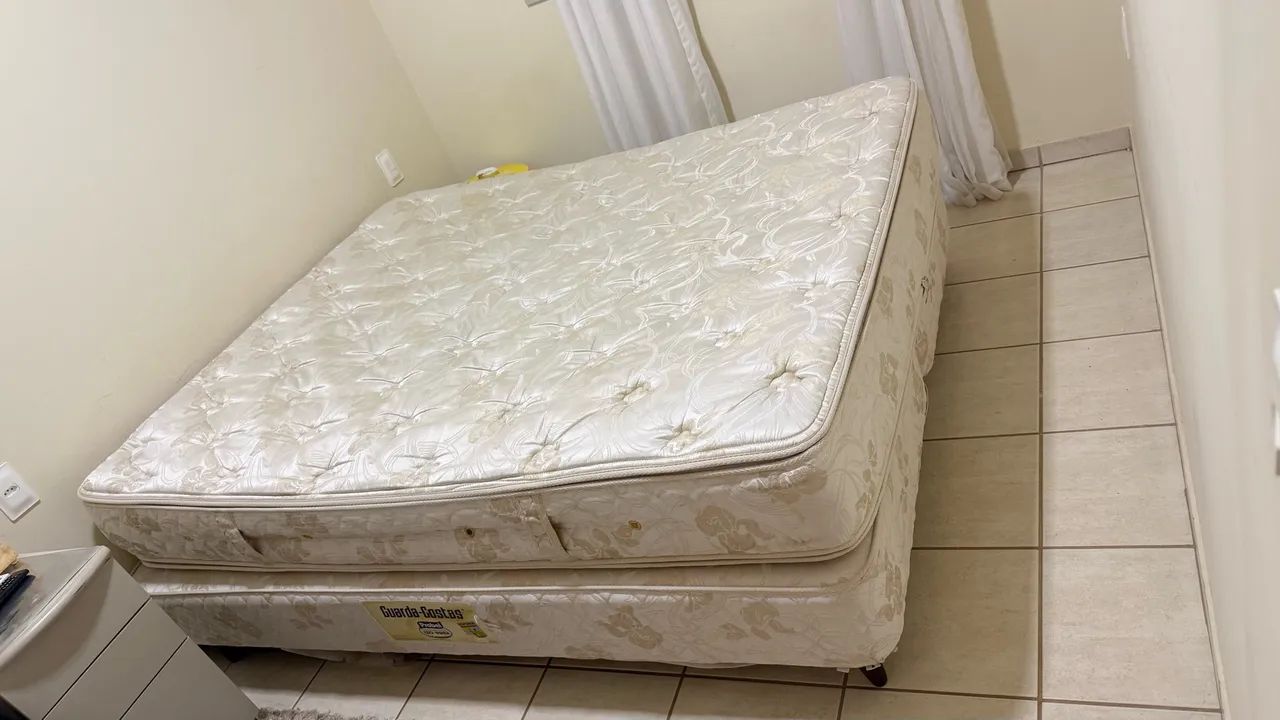 Cama box Queen