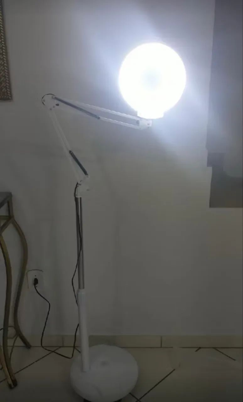 LUPA COM LED DE ESTÉTICA - Foto 3