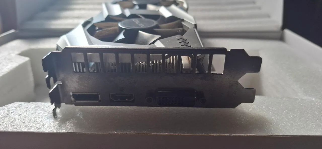GTX 1060 6GB 192 bit Aceito gabinete game + volta - Foto 4